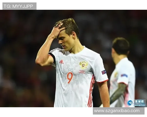 足球球星鼻骨受伤引发关注专家解析运动损伤防护要点